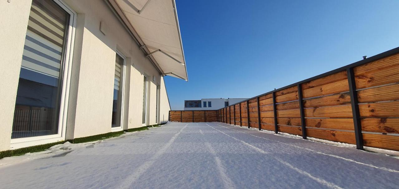 Hoobee Home & Rooftop Terrace Targu Mures Exterior foto